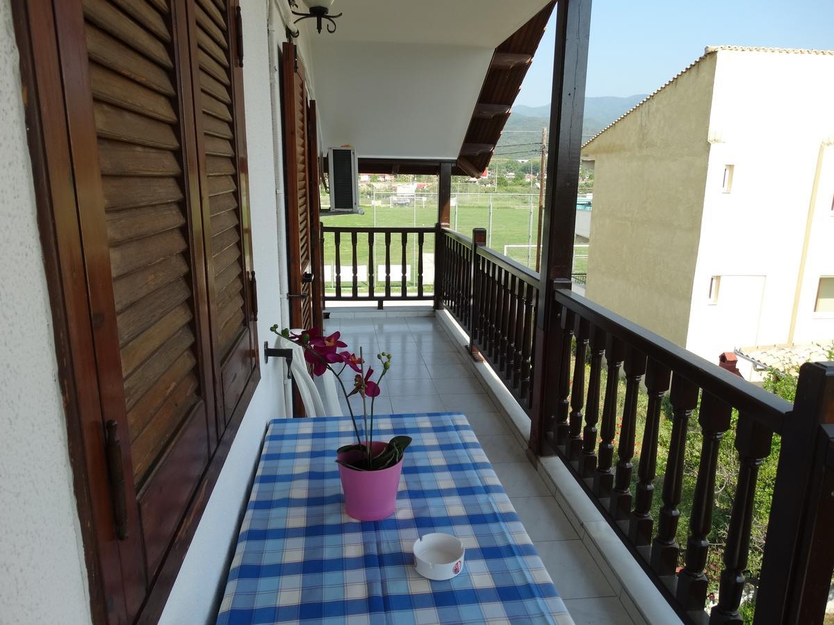 Christakos Apartments Vrasná 외부 사진